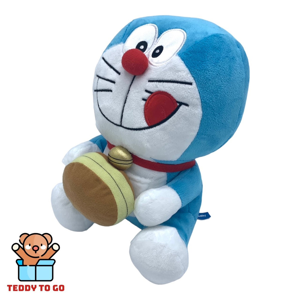 Doraemon knuffel zijaanzicht