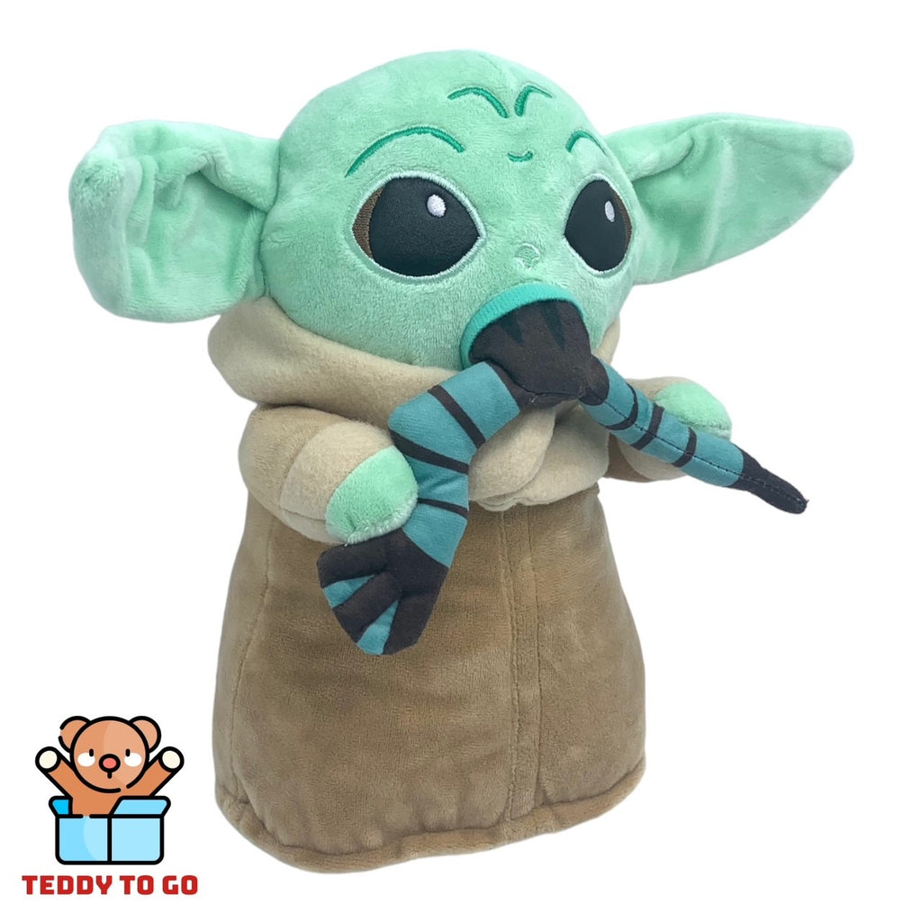 Baby Yoda knuffel zijaanzicht
